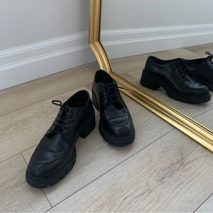 Leather Black Platform Loafer